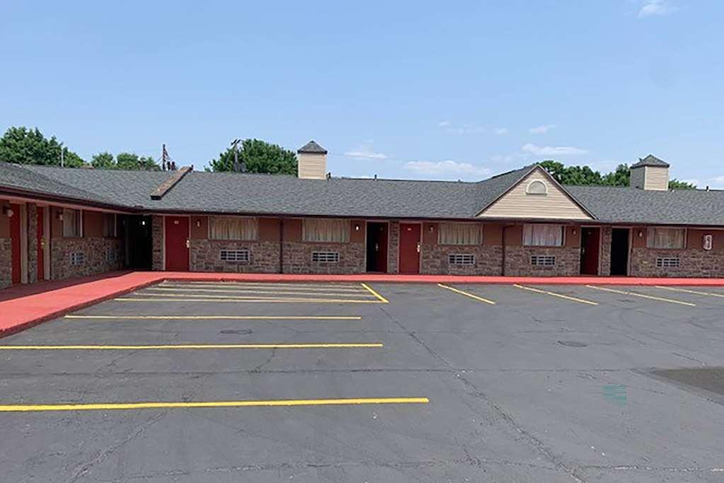 Rodeway Inn Youngstown Ngoại thất bức ảnh
